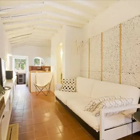 Appartement Cosy Santos, Calm Street, Embassies Area *